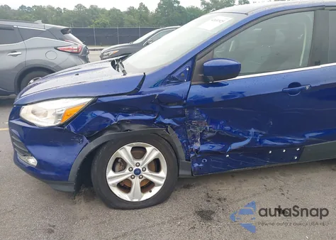 2015 Ford Escape Se z USA, uszkodzony, nr VIN 1FMCU0G71FUA03751